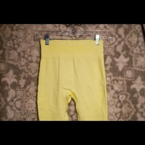 Vanquish pastel seamless leggings S